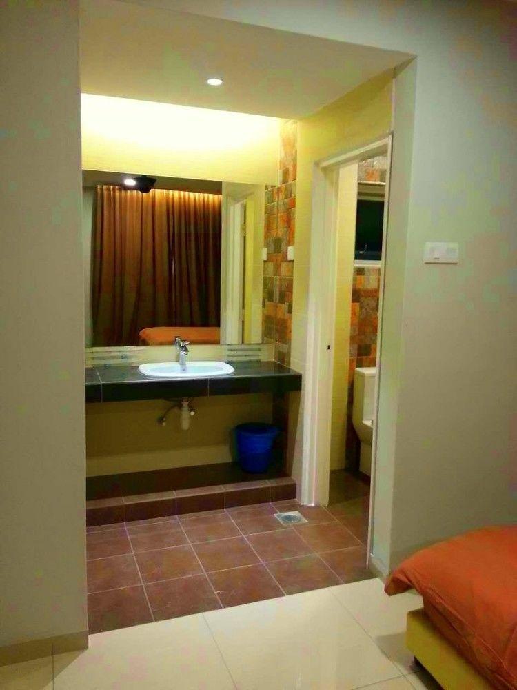 Malacca Hotel Apartment Bagian luar foto