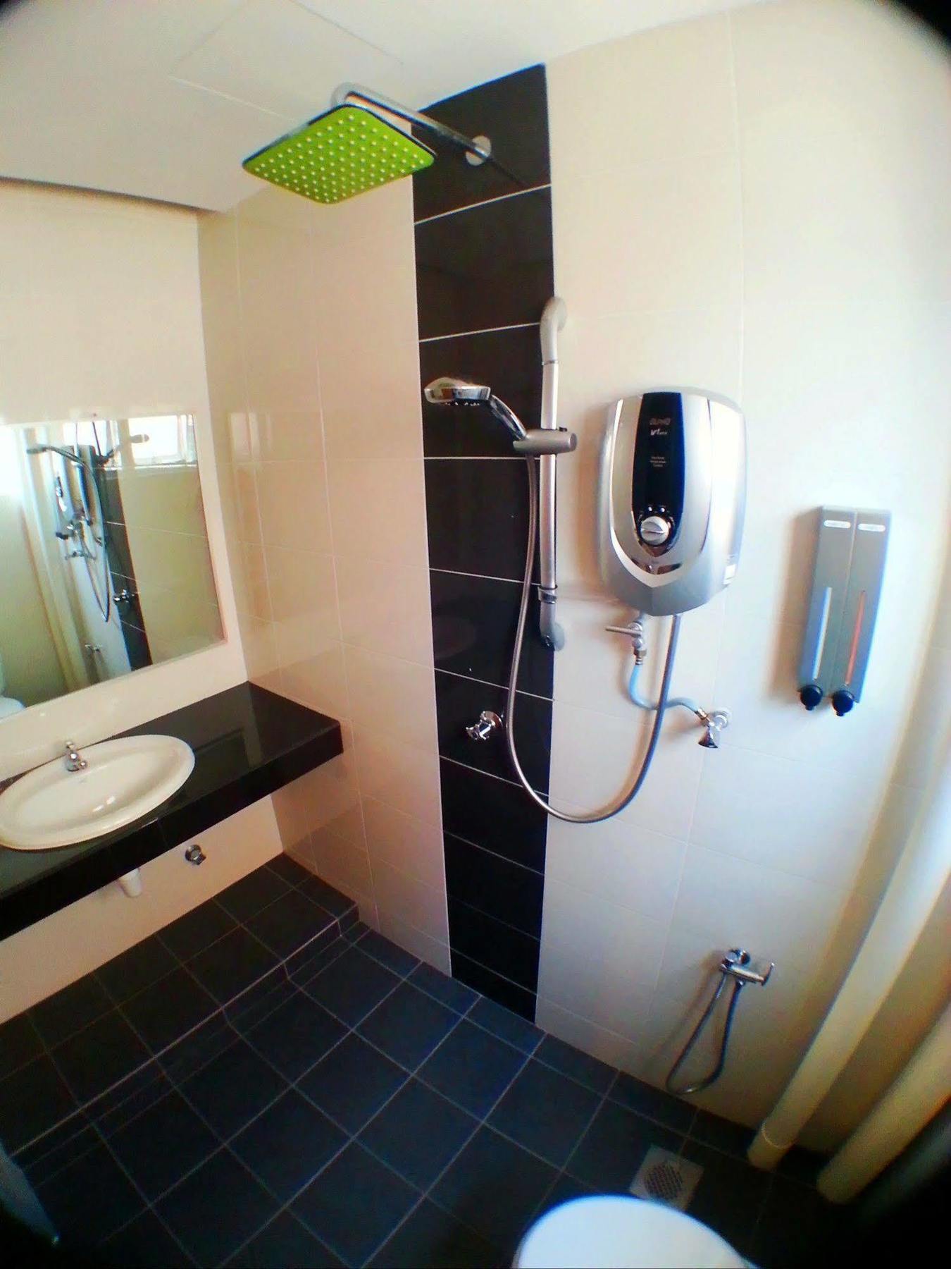 Malacca Hotel Apartment Bagian luar foto